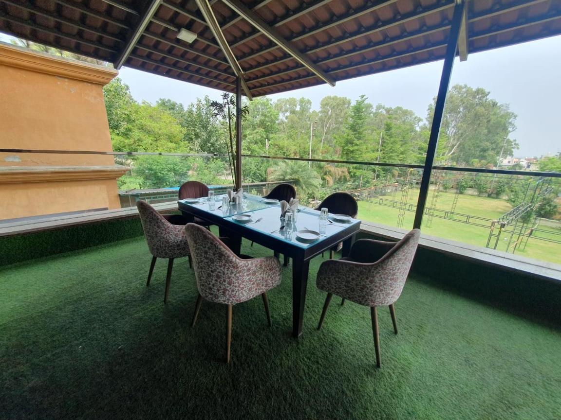Akash Hotel Managed By Jk Hotels & Resorts Kathua Exterior foto