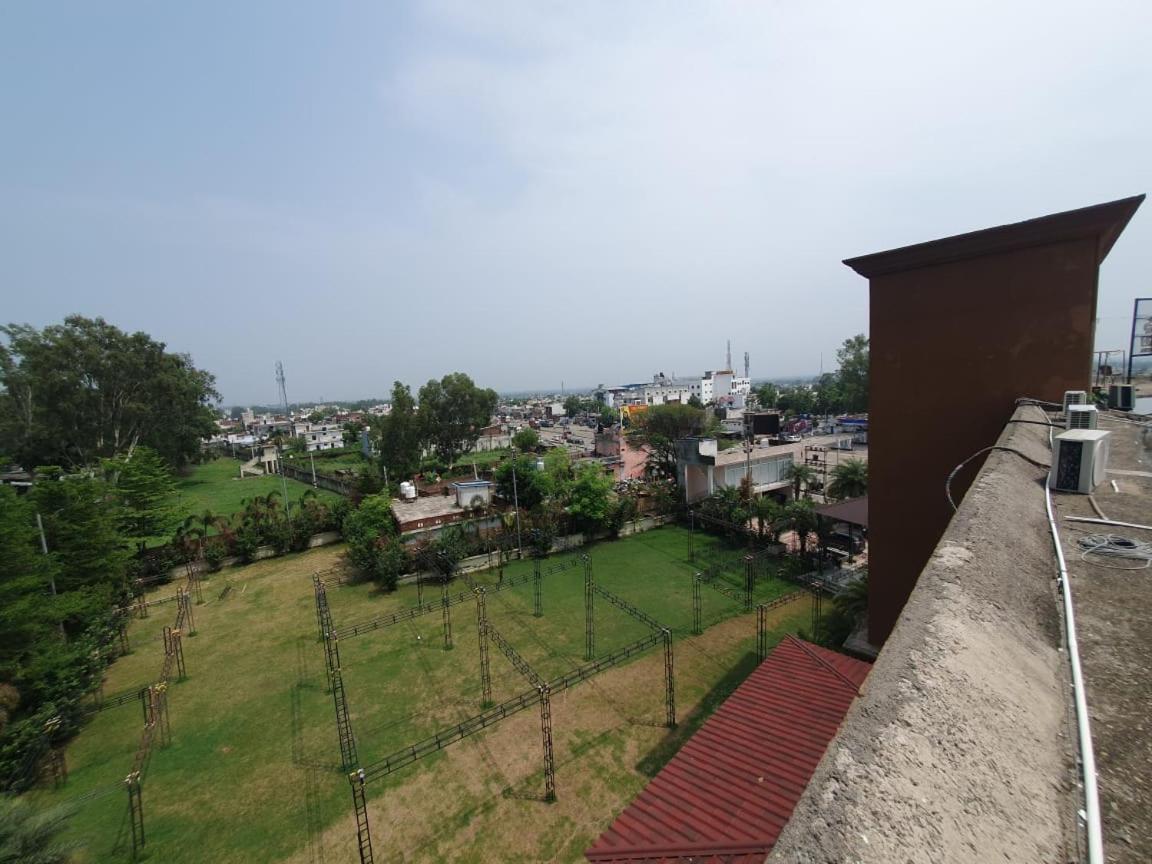 Akash Hotel Managed By Jk Hotels & Resorts Kathua Exterior foto
